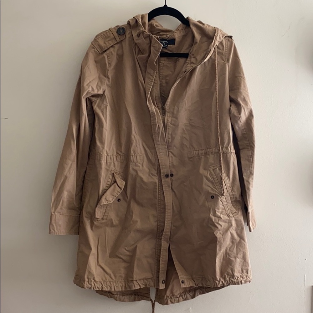 Light weight khaki jacket